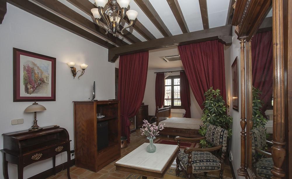 Vettonia Hotel Ávila Ngoại thất bức ảnh