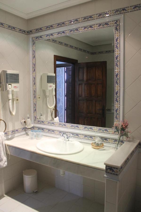 Vettonia Hotel Ávila Ngoại thất bức ảnh